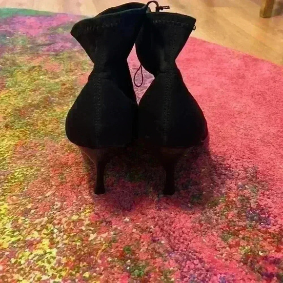 Predictions sock like heels - Picture 3 of 4